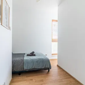 Hub - Charming Place, 5 Minutes To Old Town Kwatera prywatna