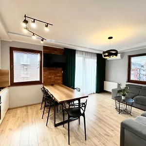 Stylish Oldtown Riverview Balcony Apartament